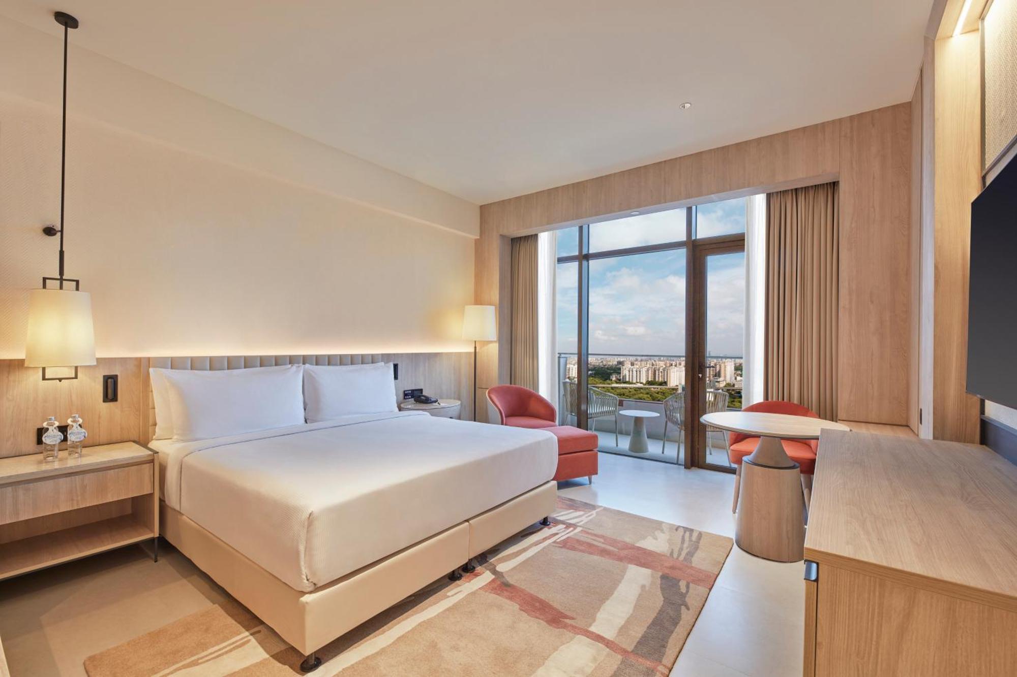 Hilton Gurugram Baani City Centre คูร์เคาน์ ภายนอก รูปภาพ