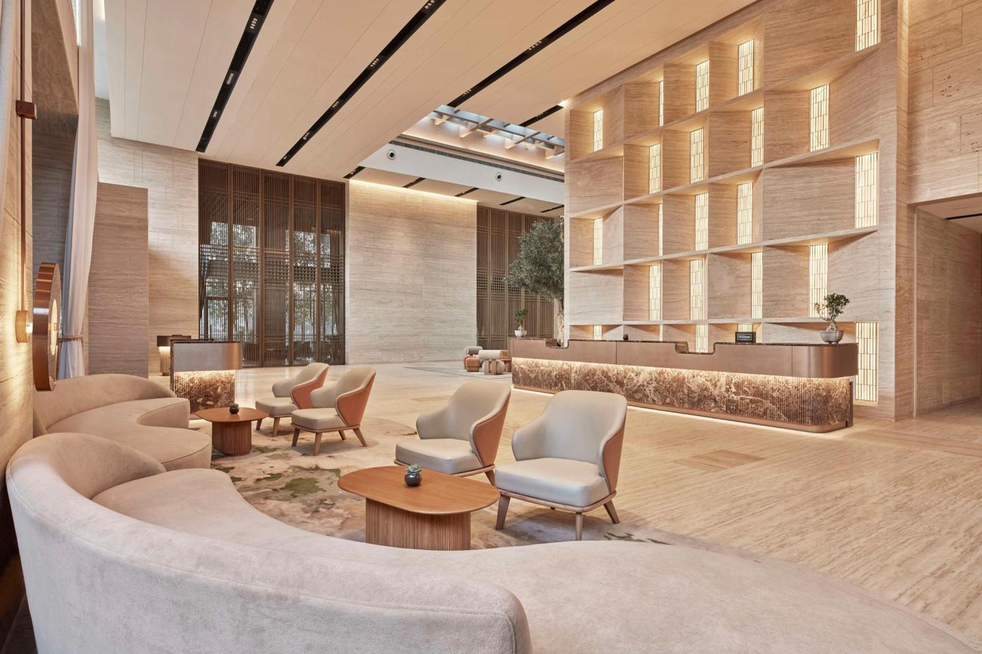 Hilton Gurugram Baani City Centre คูร์เคาน์ ภายนอก รูปภาพ