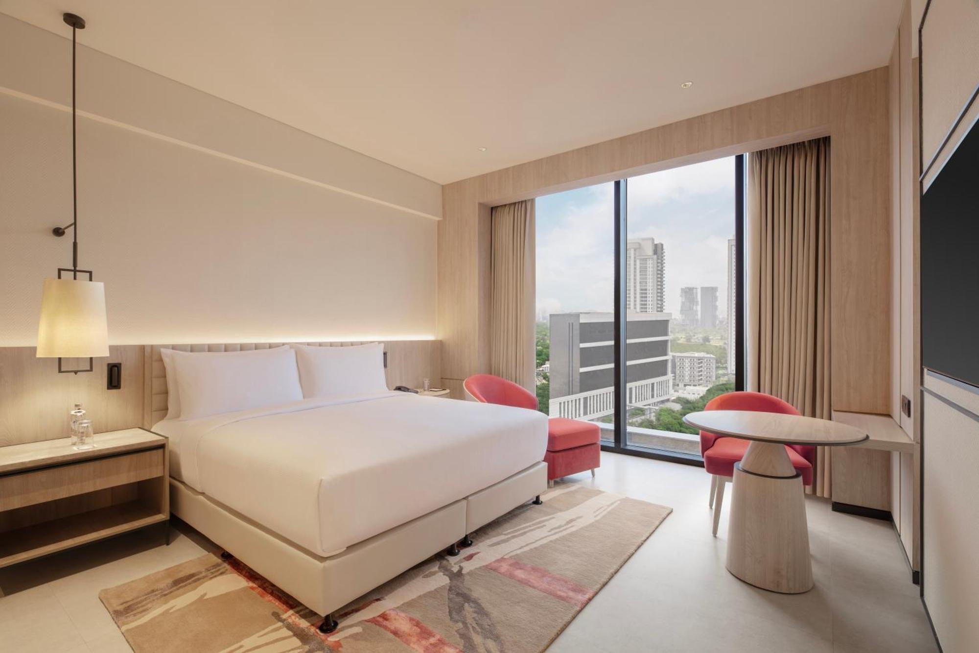 Hilton Gurugram Baani City Centre คูร์เคาน์ ภายนอก รูปภาพ